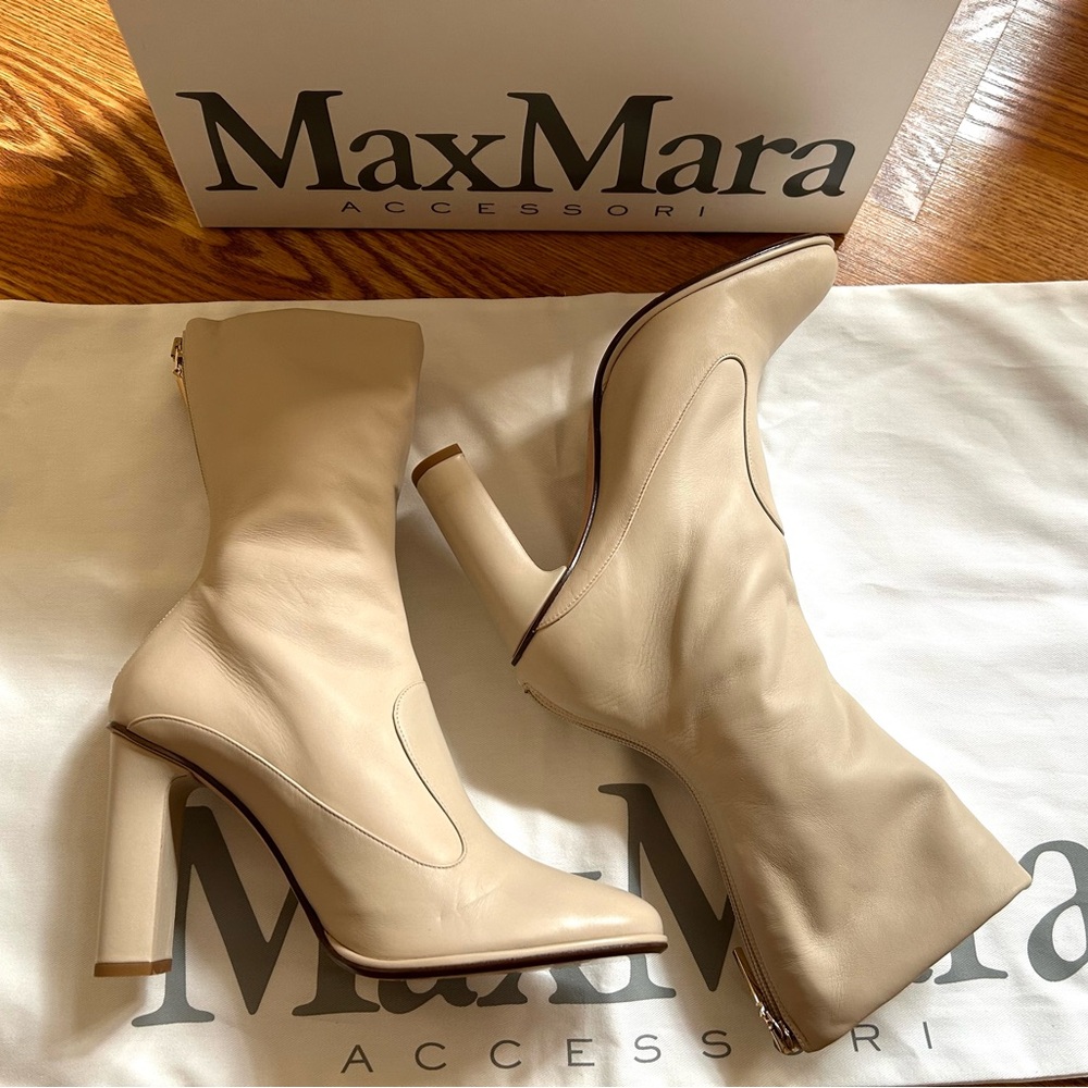 Designer MaxMara Adela Leather Calfskin Ankle Boots / Booties